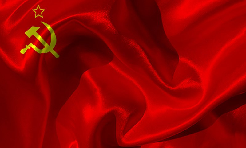 Красный флаг – символ Страны Советов | Омское областное отделение КПРФ